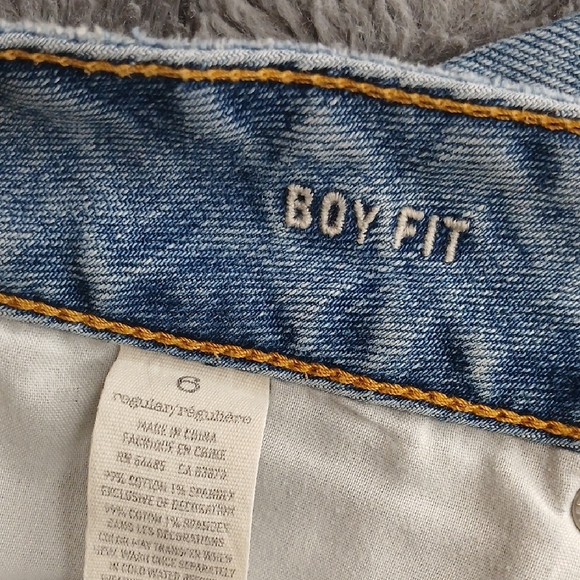 American Eagle Outfitters Light Blue Ripped 'Boy Fit' Jeans - Size 6 - Picture 2 of 7